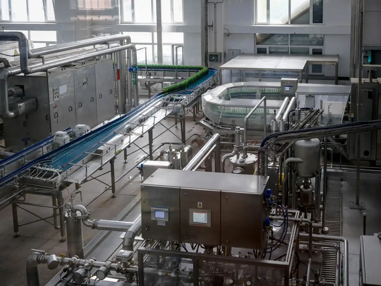 智能家居产品加速落地，重庆乐融融解析智能安防与智能控制的市场新趋势