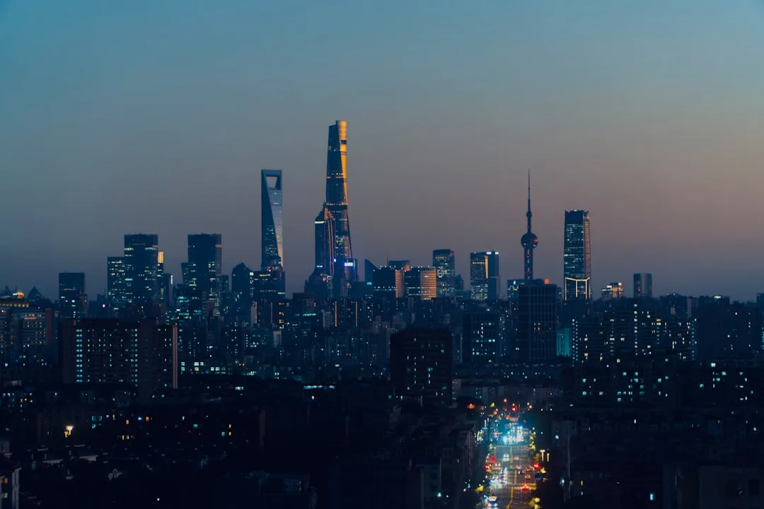 重庆智能家居市场观察：智能门锁与智能照明如何融入西南地区公寓场景